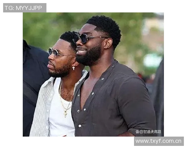 曼城前球员理查兹谈戒酒减肥经历称运动不足是最大问题